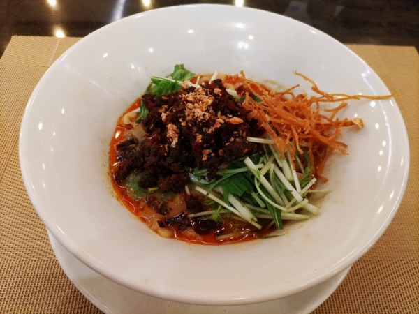 「限定もち餅担々麺（汁なし）」@MENSHOの写真