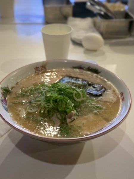 「ラーメン ¥900」@中洲屋台 長浜ラーメン 初代 健太の写真