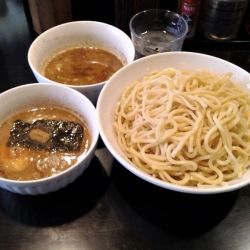 もりそば特盛り(880円)