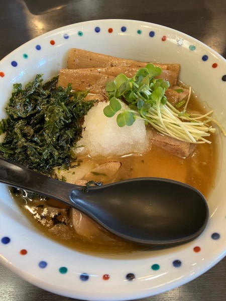 「さっぱり焼豚らーめん（1000円）通称秋刀魚らーめん」@麺や うしおの写真