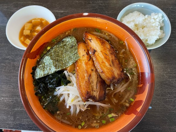 「炙りちやーしゆーめん大盛り」@味噌屋せいべえ 春日部店の写真