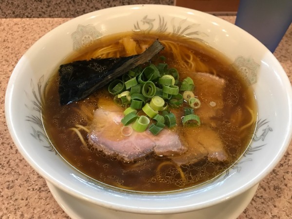 「醤油ラーメン」@ラー麺専門店 こしがやの写真