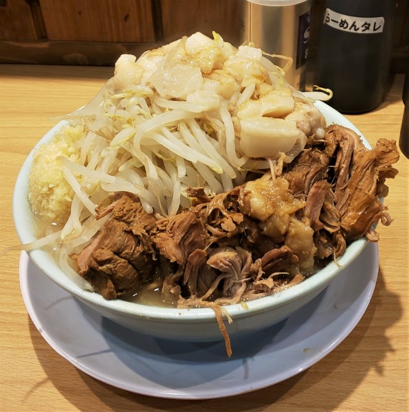 「中豚ラーメン」@豚と脂。の写真