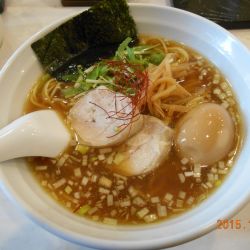 特製醬油ラーメン 900円