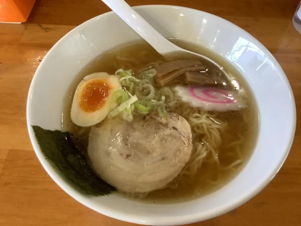 「しょうゆラーメン　700円」@ラーメンUMAMIの写真