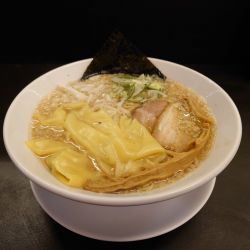 雲呑背脂煮干しラーメン+背脂TP