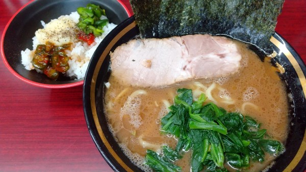 「ラーメン+ライス（¥800+無料)」@麺家 紫極 大泉学園店の写真