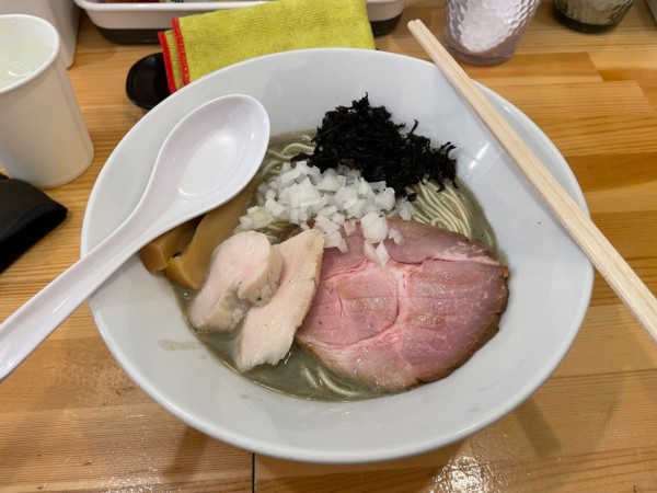 「濃厚煮干らーめん」@煮干らーめん 川むらの写真