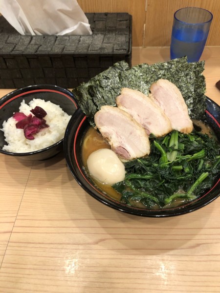 「特上ラーメン　ライス」@家系 麺場寺井の写真