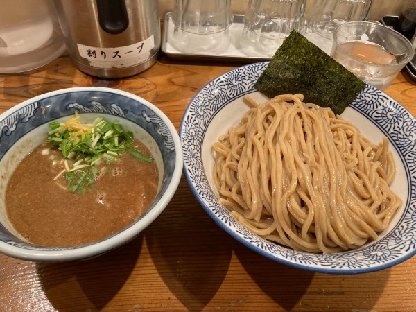 「濃厚つけ麺・大盛」@道玄坂マンモスの写真