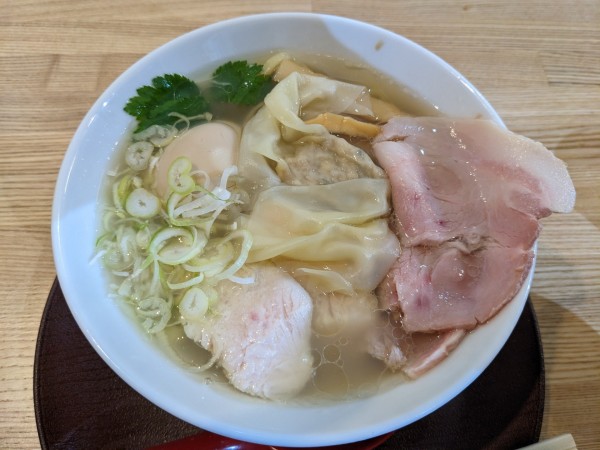 「特製しなそば（白だし）」@手打ち正麺 Hachimitsuの写真