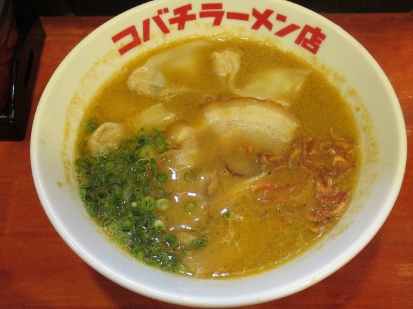 「濃厚!えびラーメン(900円)」@コバチラーメン店の写真