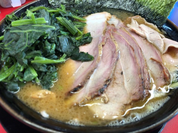 「チャーシューラーメン」@王道家直伝 との丸家 八潮店の写真