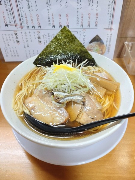 「醤油煮干しラーメン大盛」@煮干しラーメン つかさの写真