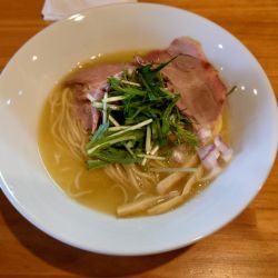 濃厚鶏らーめん 750円 + マー油替玉 150円