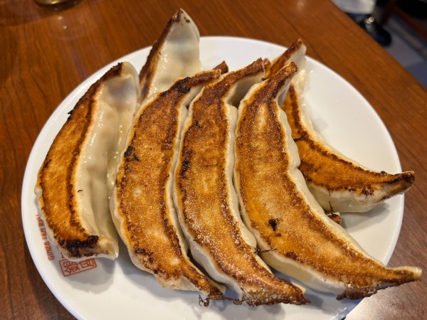 「焼きギョーザ(8ヶ)」@銀座天龍 本店の写真