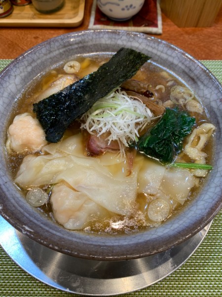 「ワンタン醤油らーめん」@らーめん 梶原の写真