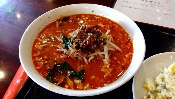 「担々麺（半炒飯セットで８８０円）」@香園 鴨居店の写真