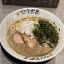 濃厚どろ煮干ラーメン