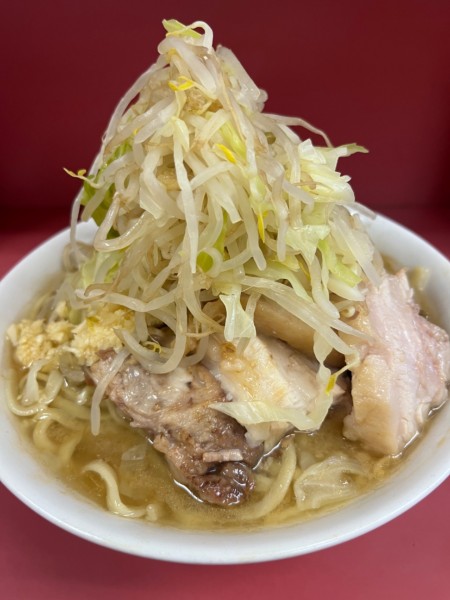 「小豚ラーメン　ニンニク　ヤサイ」@ラーメン二郎 ひばりヶ丘駅前店の写真