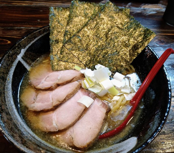 「肉煮干しらーめん ￥1000」@煮干しらーめん 渡辺商店の写真