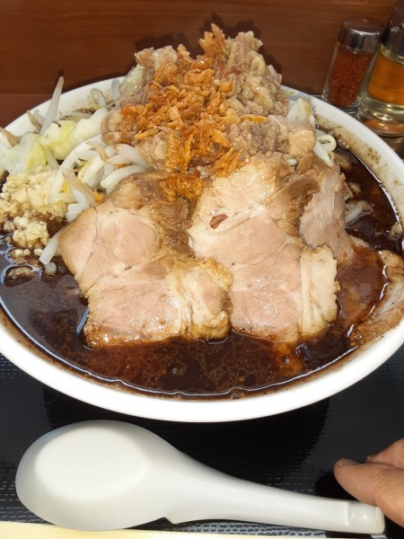 「黒MAX中盛(1050円)」@肉煮干中華そば 鈴木ラーメン店の写真