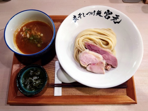 「限定 大和肉鶏の濃密鶏白湯つけ麺」@煮干しつけ麺 宮元の写真