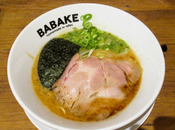 「らーめん黒（850円）」@BABAKE 長崎街道かもめ市場店の写真