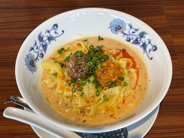 「「汁なし」担々麺　￥９００」@CHINESE BAR FARO 花楼の写真