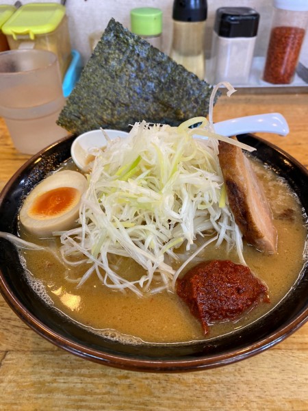 「辛味噌ラーメン　￥750」@小林屋 平塚四之宮店の写真