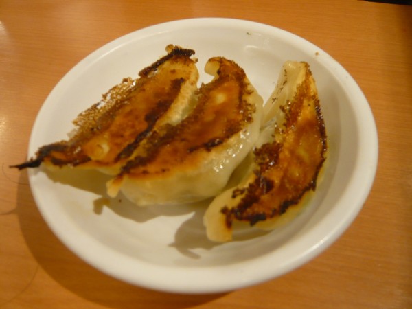 「餃子（3個）」@日高屋 一橋学園北口店の写真