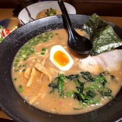 新潟ラーメン 石や嗟 外苑前店の画像