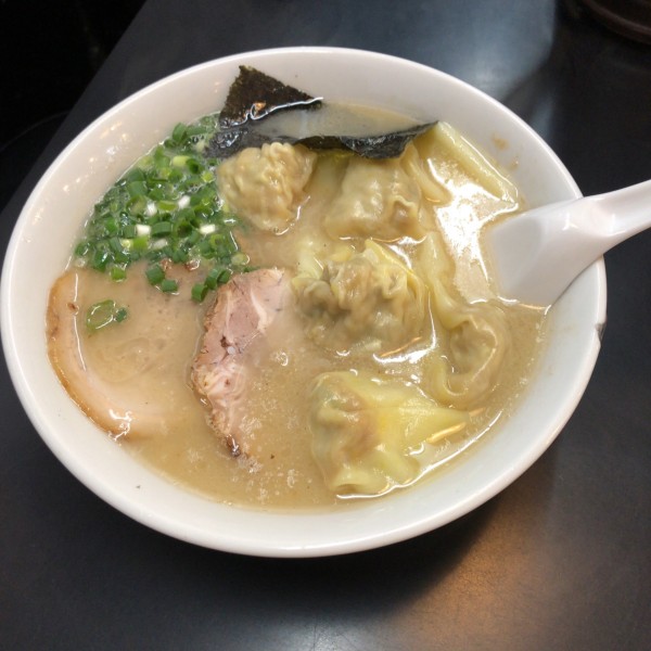 「雲吞麺」@らーめん 茂木の写真