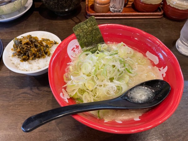 「百歩ラーメン（硬め）＋ランチサービス」@百歩ラーメン 戸田店の写真
