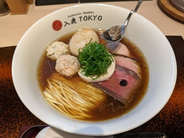 「特製ポルチーニ醤油らぁ麺1800円」@入鹿TOKYOの写真