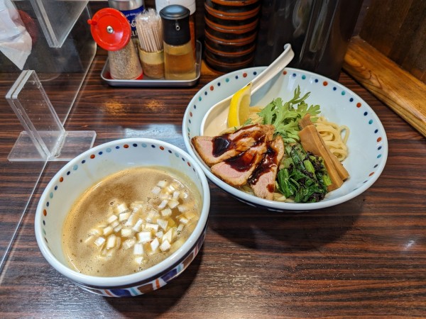 「鴨つけ麺〜濃厚白湯正油味〜」@らー麺 あけどやの写真