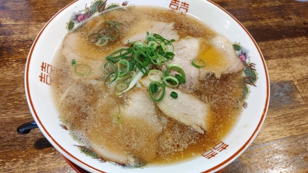 「きまはち中華そば」@信州麺屋 きまはち商店の写真