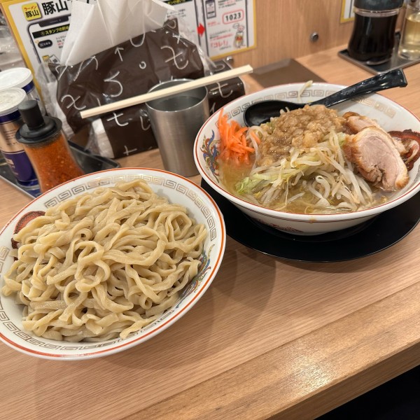 「大ラーメン(つけ麺変更)」@豚山 栄店の写真