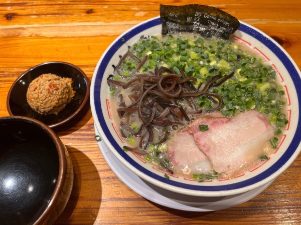 「ねぎらーめん　赤オニ」@博多長浜らーめん 田中商店の写真