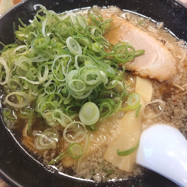 「ガッツセット1000円、生ビール350円、餃子350円」@松福 長浜海岸店の写真