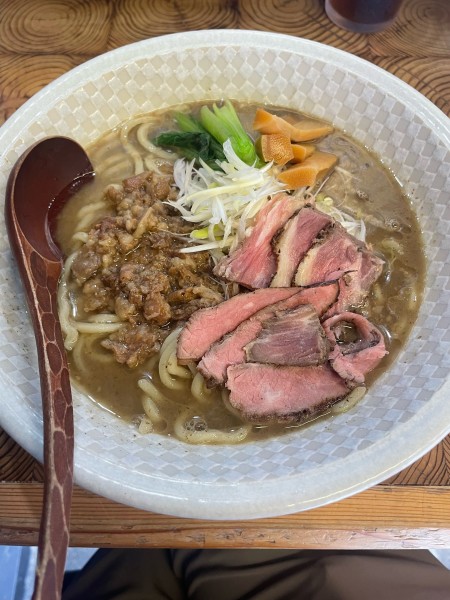 「牛骨こってりラーメン」@麺榮 王様のラーメンの写真