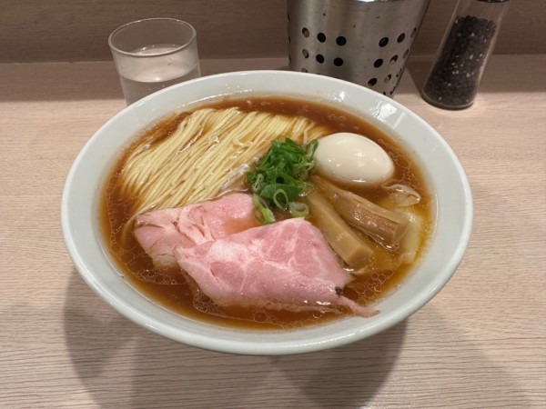「特製醤油らーめん」@麺笑巧真の写真