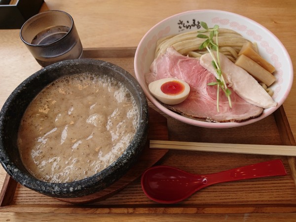 「つけ麺300g」@ラーメンさくらまる 三田店の写真