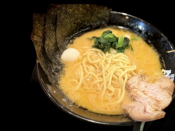 「ラーメン(並) 780円」@町田商店 東京ラーメン横丁店の写真