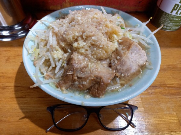 「ラーメン(ニンニク・アブラ)」@ラーメン髭の写真