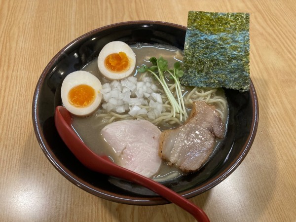 「限定煮干しラーメン」@ラーメン屋 コカトリスの写真