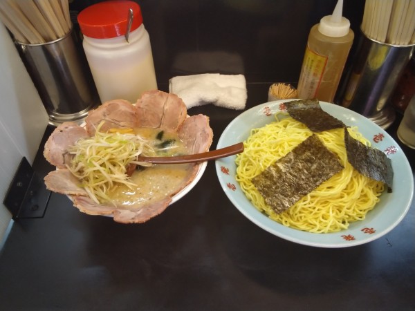 「ネギチャーつけ麺大盛+中盛り券(合計麺３玉)」@壱発ラーメン 相模原店の写真