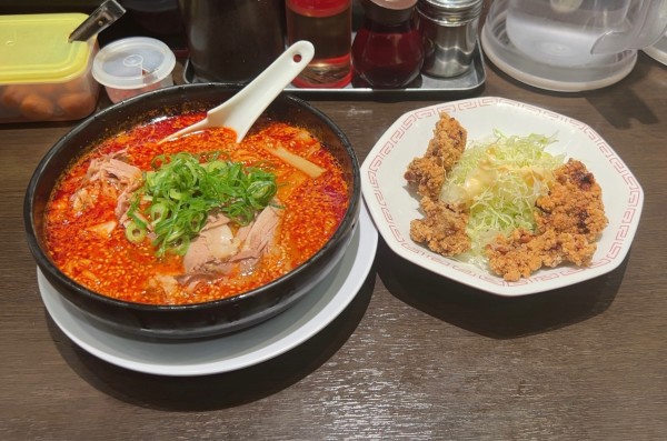 「赤味噌ラーメン 牛レバーの唐揚げ定食 ライス抜き」@来来亭 千葉花見川店の写真