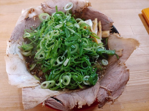 「ネギチャーシュー麺」@ご当地チャーシュー麺専門店 くらおの写真