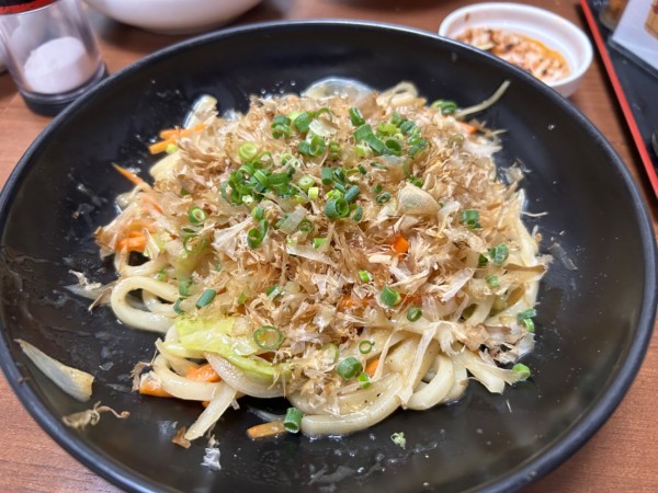 「釜玉チーズうどん660円 その他いろいろ」@串焼えんの写真